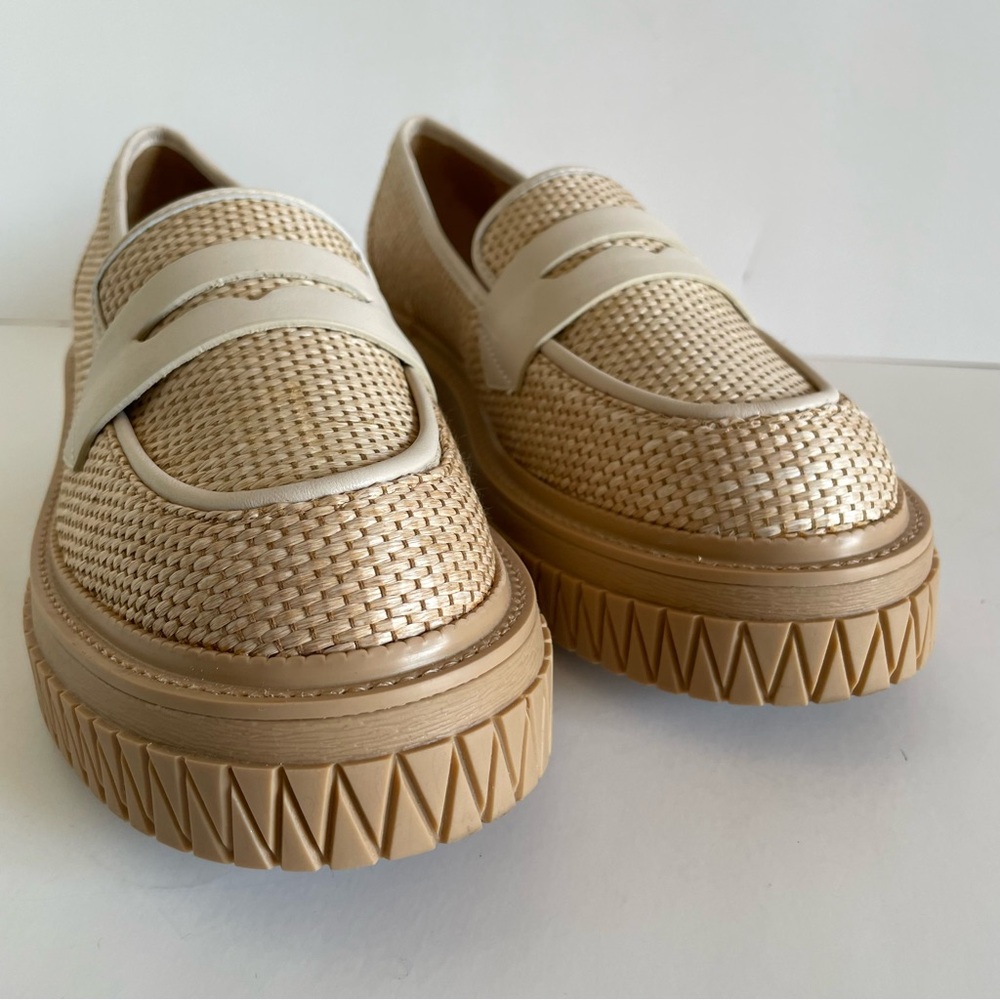 Schutz Viola Weekend Cream Loafers Size 8.5 - Picture 3 of 13